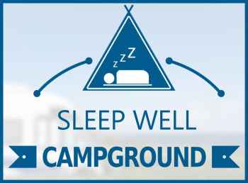 Der Campingplatz am hohen Ufer ist ein Sleep Well Campingground mit Mittags- und Nachtruhe für vollkommene Entspannung